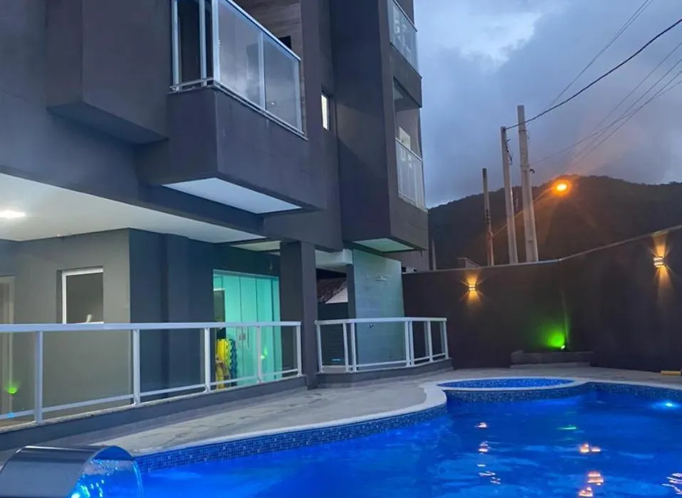 Apartamento Maranduba - 600 m da praia-1